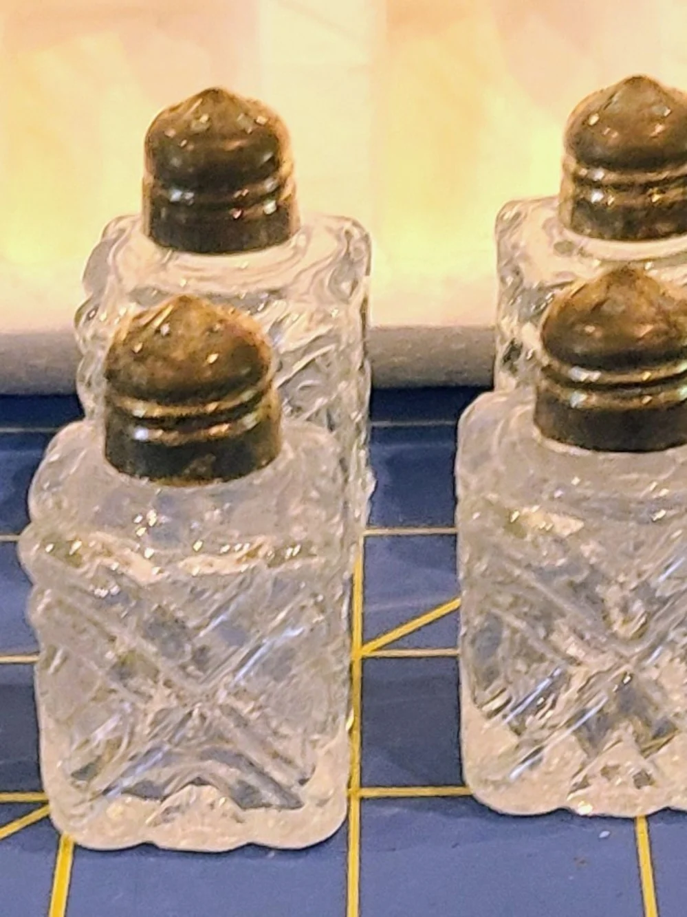 Salt And Pepper Shakers Set Of 4 Vintage Glass